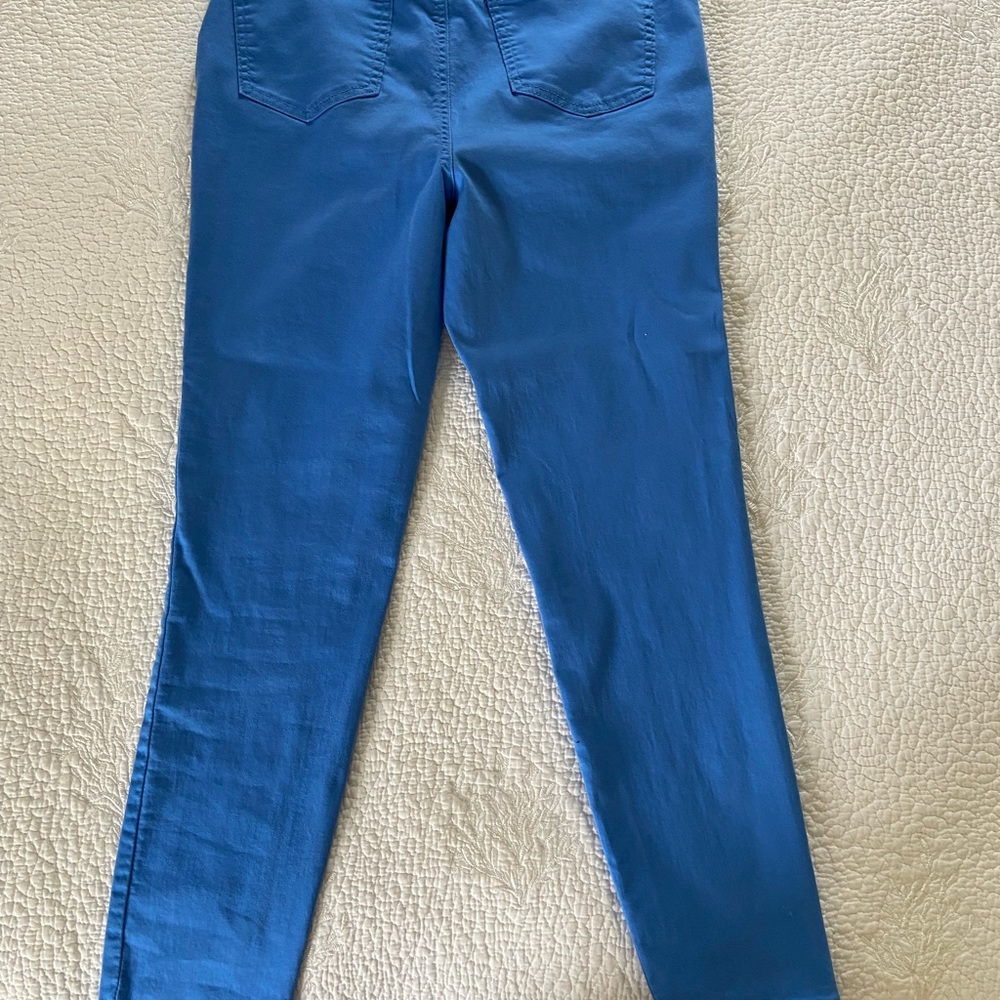 Light blue skinny ankle pants
